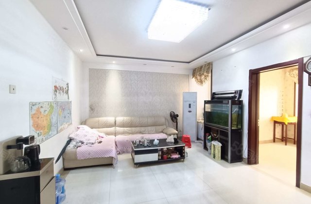 月亮湾，阳光实验，电梯中间楼层，送储藏室，诚心出售