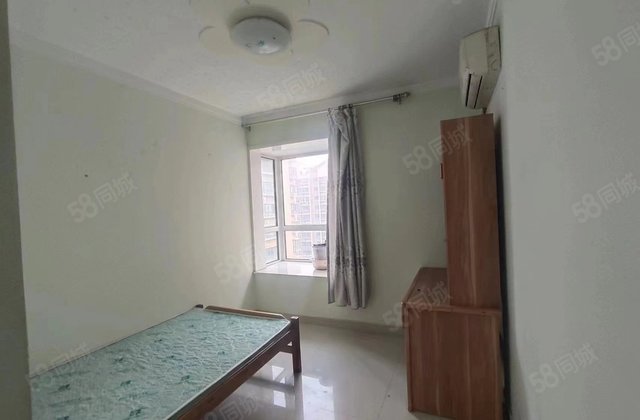 文轩  一中  外国语   新东方龙湾带储藏室