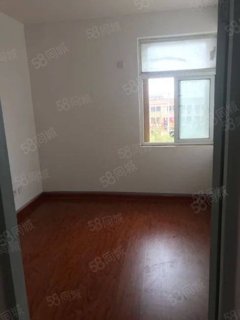 古泉小区3室2厅1卫107.16㎡东33万