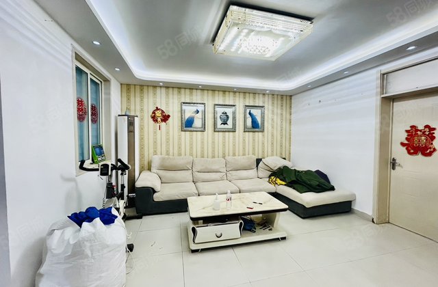 站前街三楼精装大三室香江北盛世嘉苑 香江万豪新城邦香格里