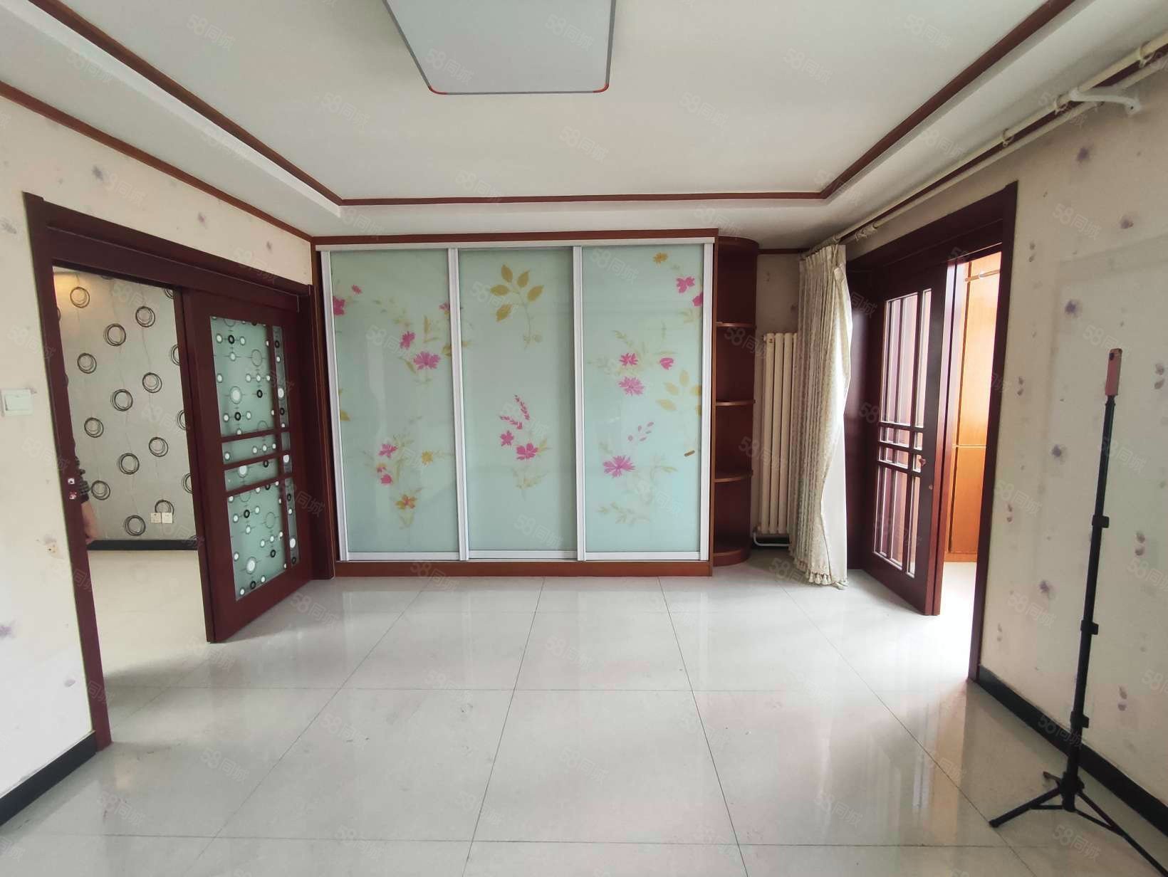 于家園二區(qū)(北院)1室2廳1衛(wèi)73.1㎡南北163萬