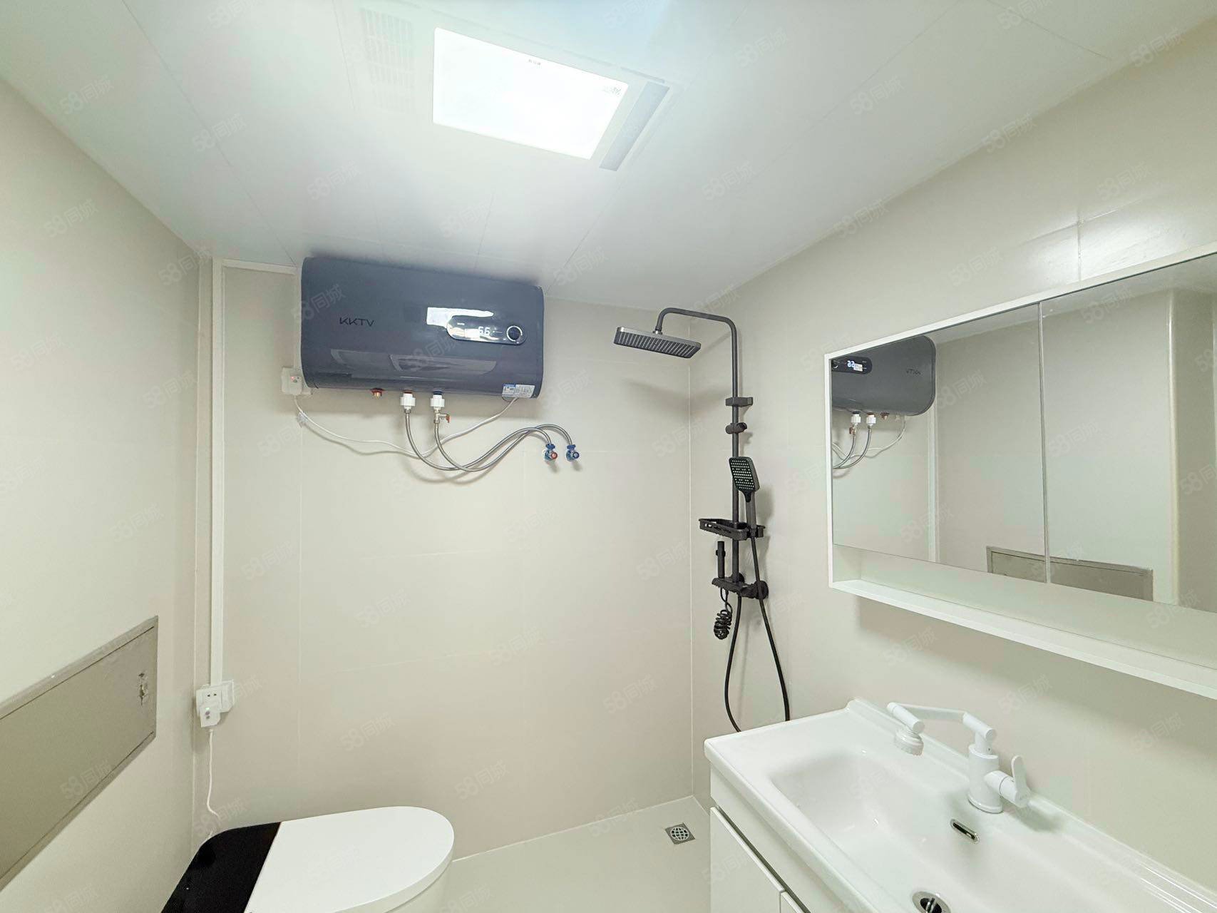 萬泉盛景園1室1廳1衛(wèi)58.27㎡南北256萬