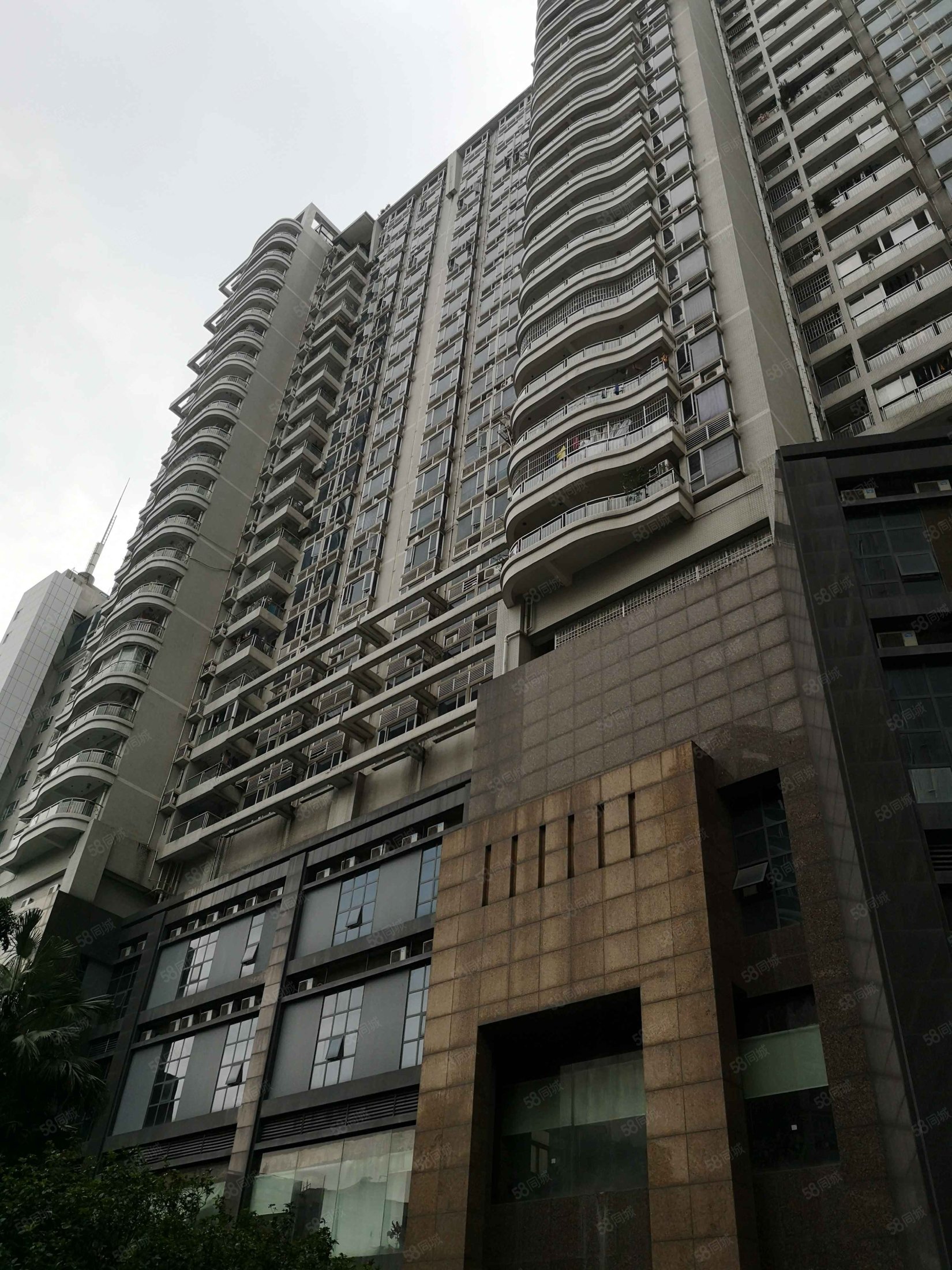 东璟花园5室2厅3卫161.49㎡南1100万