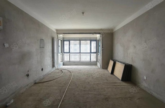 中和教育世家3室2厅125㎡56.6万二手房图片
