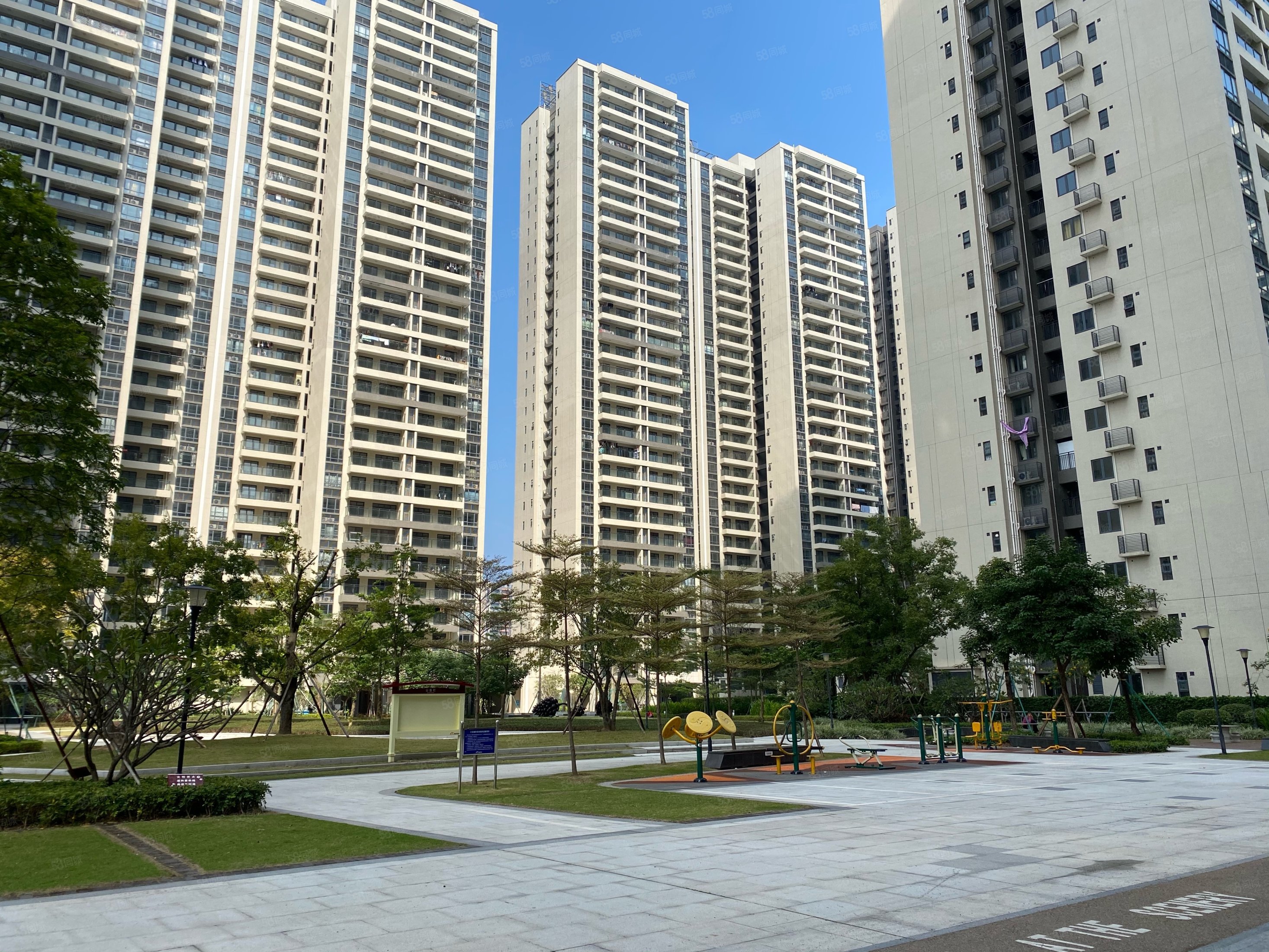 锦绣海湾城(九期)3室2厅2卫108.33㎡南北120万