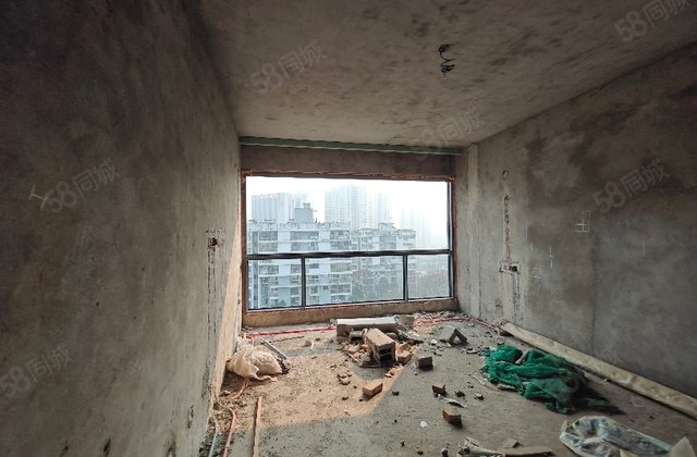 东城绿洲4室2厅162㎡99万二手房图片