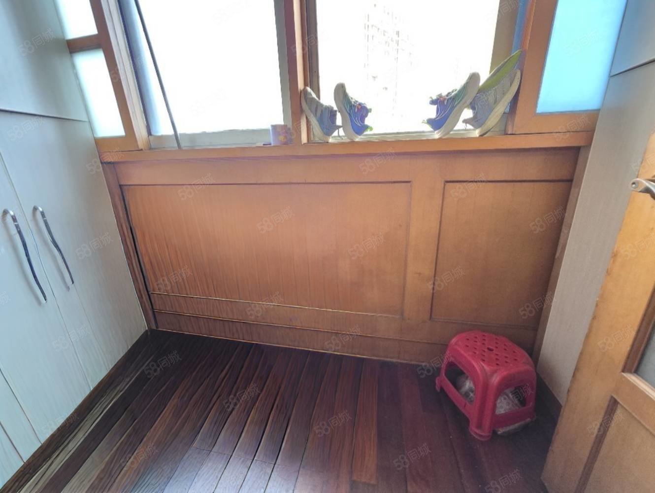 宏发明珠3室2厅1卫100㎡南北43万