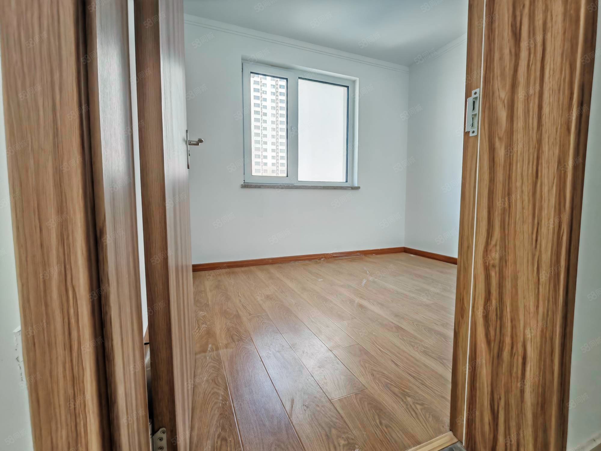 金通陽(yáng)光苑(南區(qū))3室2廳1衛(wèi)105.02㎡南北455萬(wàn)