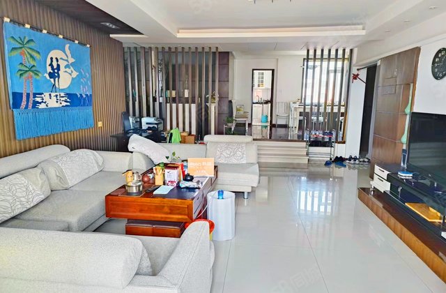 万科城市花园4室2厅194.08㎡195万二手房图片