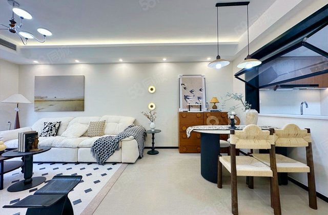 佳年华时代晶座2室2厅65.76㎡140万二手房图片