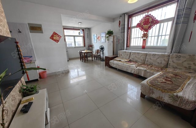 金丰苑 地暖房 东边户 单价4千多 6萬就能入住 三中北校免