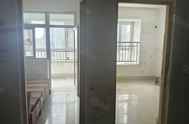 看房随时 正南朝向 商业配套成熟 板楼 企业力荐