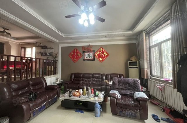 城市主人联排别墅 4室3厅3卫，负1到3层 边户 可扩展空间