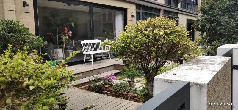 凤湖十里(别墅)5室2厅4卫140㎡南北170.8万