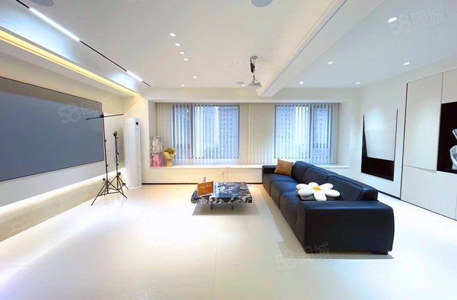 万科翡翠滨江一期3室2厅143.67㎡168万二手房图片