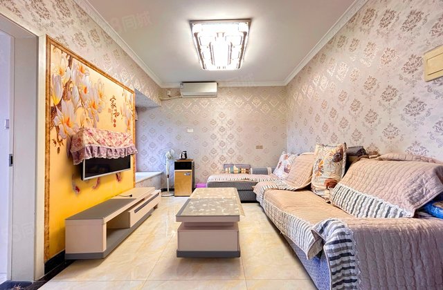 蓝光花满庭三期(南区)2室2厅61.14㎡68万二手房图片