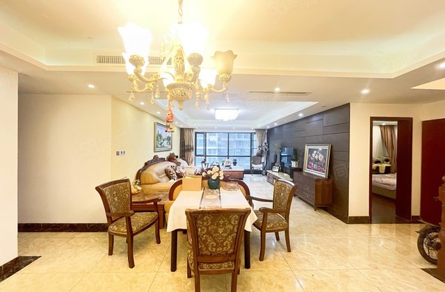 四海逸家蓝钻4室2厅86.94㎡336万二手房图片