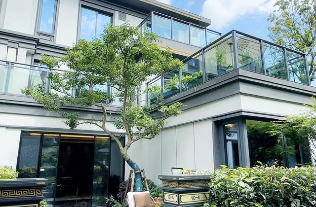 塔子山壹号5室2厅159.28㎡500万二手房图片