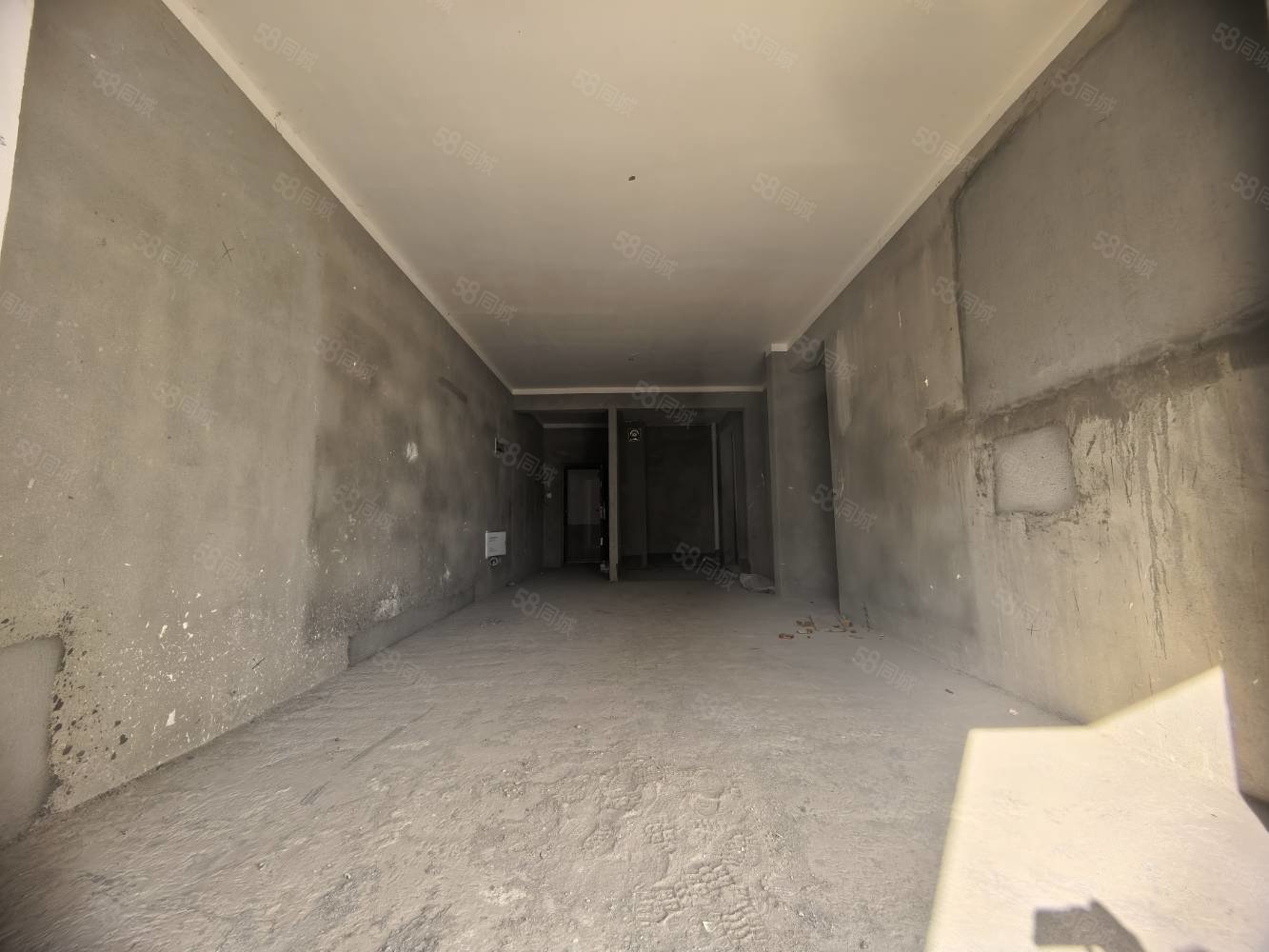 德和领秀广场3室2厅2卫110㎡南北83.8万