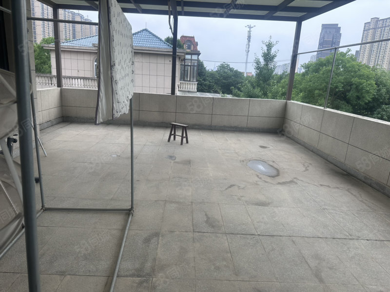 锦绣花苑(别墅)7室3厅5卫320㎡南北458万