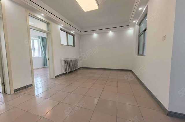 老文轩二实验双归区委对过盛世柳园附近三室有证可按揭免大税