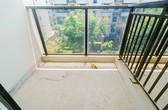 万科未来之光4室2厅127.92㎡155万二手房图片