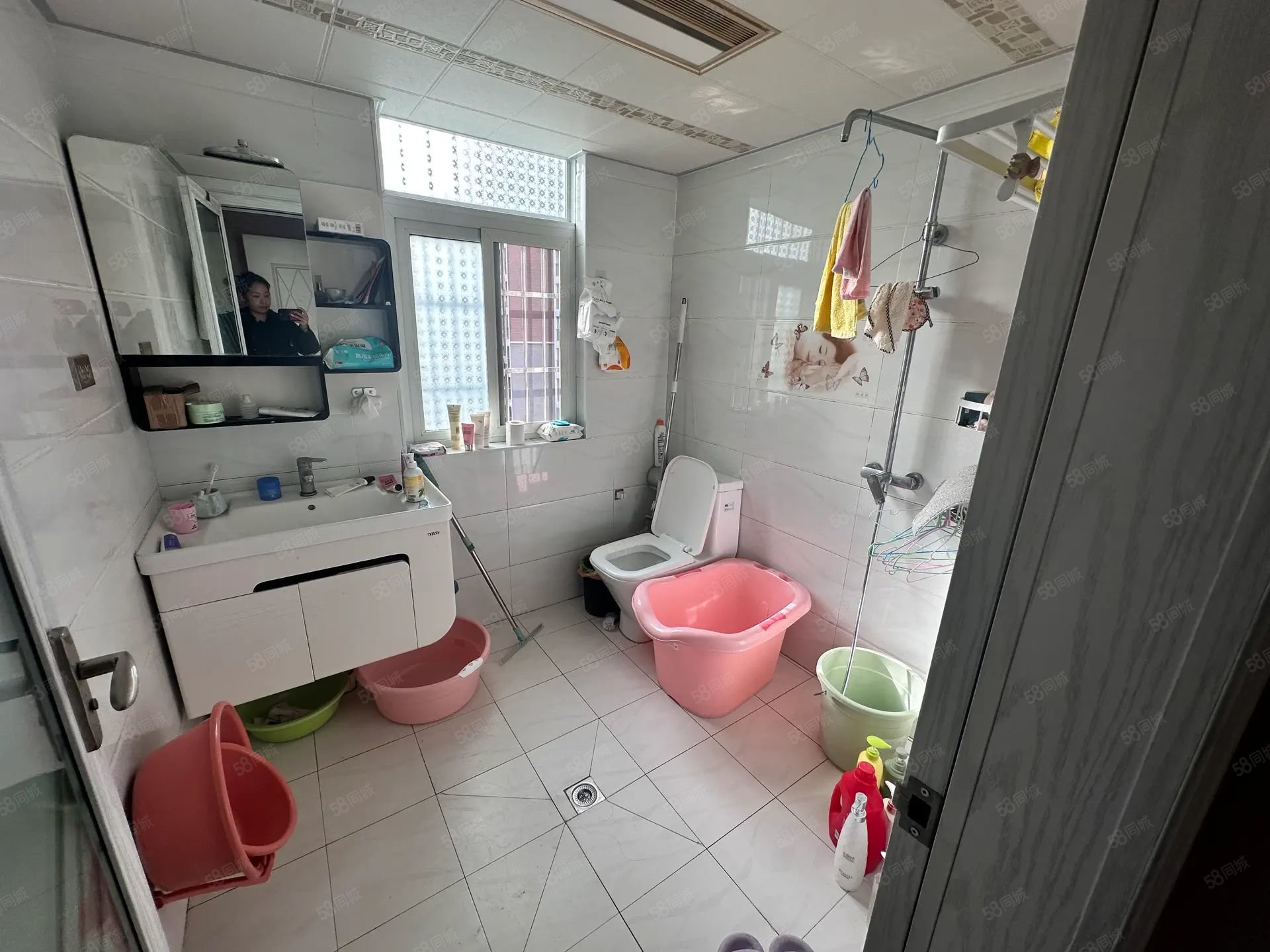 盛世东城4室2厅2卫140㎡南北59.9万