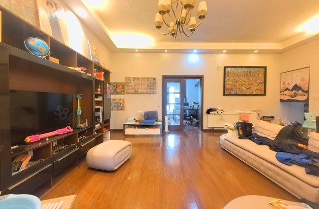 万科金域华府(三期)4室2厅128㎡105万二手房图片