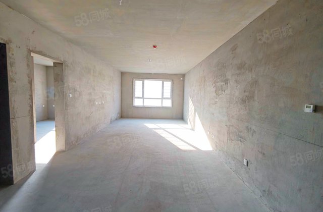 德辉首府3室2厅130.35㎡80.5万二手房图片