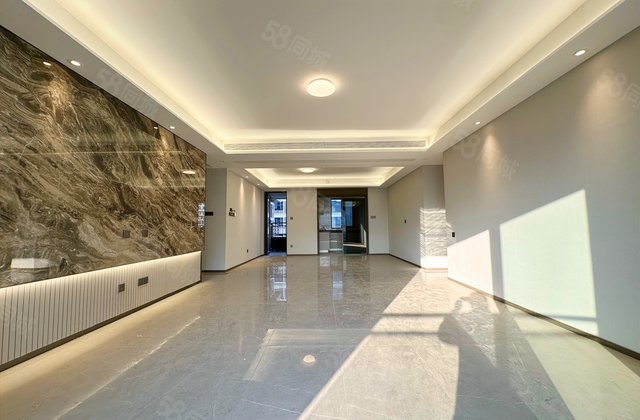 龙湖江与城4室2厅169.5㎡169万二手房图片