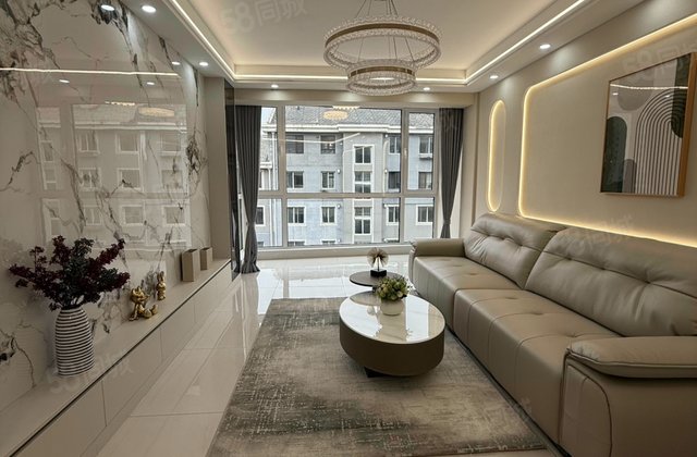 湾里东小区2室2厅75.68㎡49万二手房图片