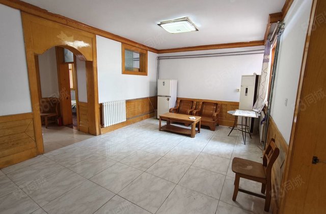 划老东昌和兴华路 聊建二公司家属院 二楼带储