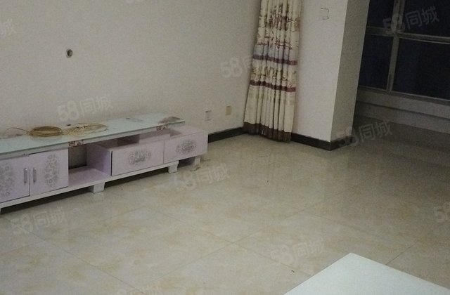 柳湖胜景3室2厅121㎡55万二手房图片