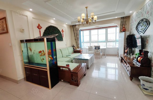 房东急售！边户！莲湖花园 三室两厅两卫 免大税 送车位送储藏