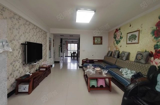 水岸佳苑3室2厅148㎡39.5万二手房图片