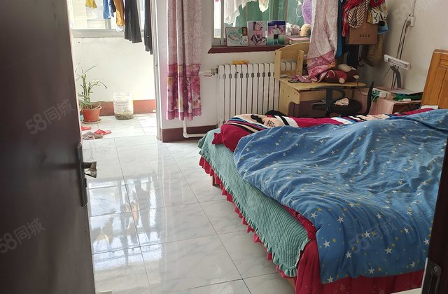 建校家属院2室1厅1卫