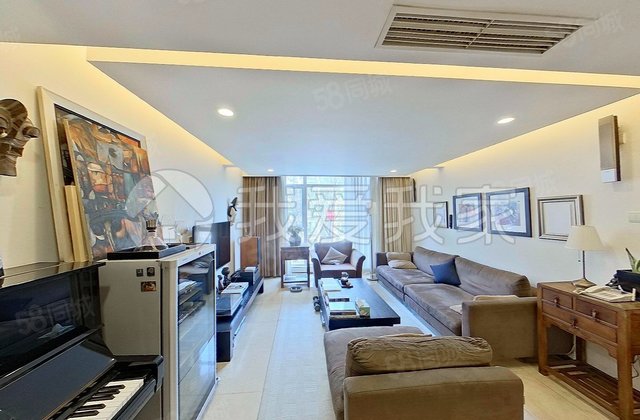 朱雀門(mén)小區(qū)3室2廳2衛(wèi)141.88㎡南北2360萬(wàn)