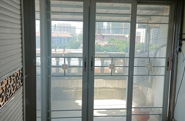 香岸雅居3室1厅1卫