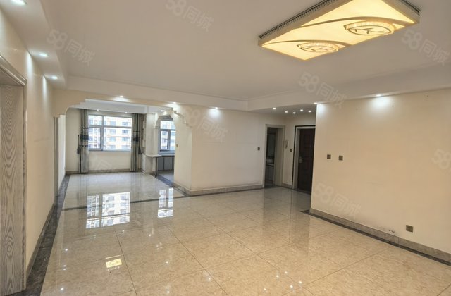 急售  实验！大平层！精装四居边户！孟达国际 带车储！免大税