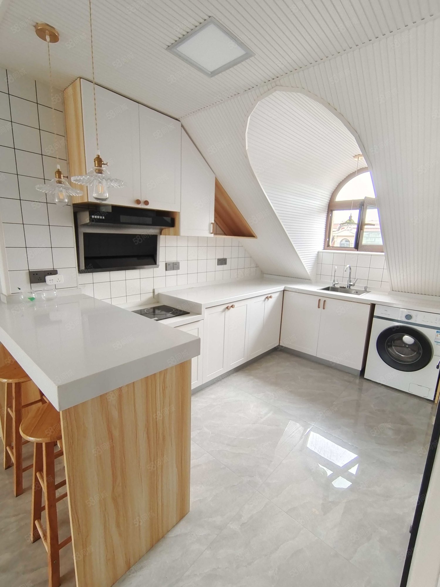 南湖一号(东区)2室1厅1卫60㎡南16.8万