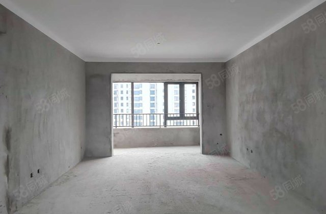 山水苑4室2厅140㎡154万二手房图片