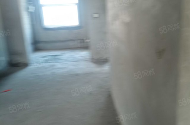 碧水明珠A区3室1厅130.1㎡66万二手房图片