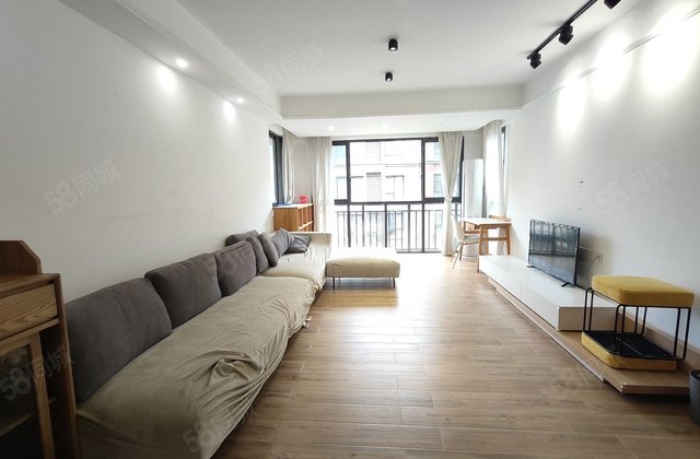 清华园(三期)3室2厅97㎡84.8万二手房图片