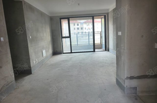 兴业海天新贵3室2厅126㎡95万二手房图片