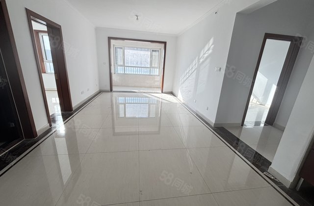 必须抢急清水湾，带车位带储藏室三叶草户型小高层新房为主好楼层