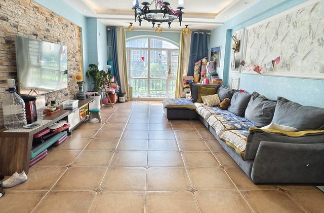 创业城翰林花园3室2厅140㎡92万二手房图片