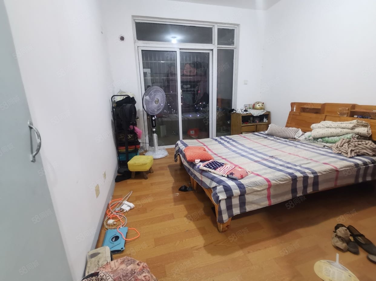 古泉小区3室2厅1卫107.16㎡东33万