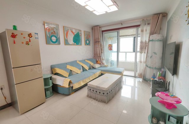 房东急售！边户！双卫！  方便！送车位！三室两厅两卫！免大税