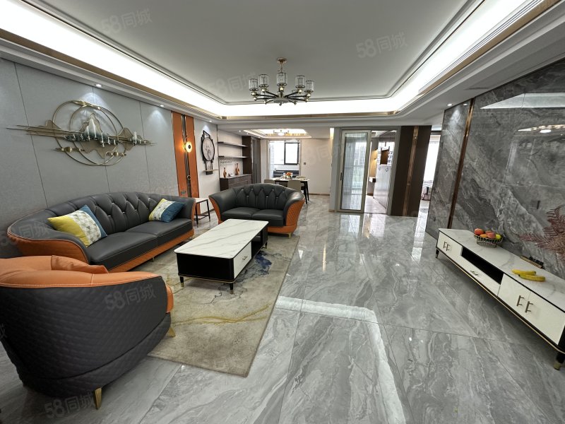 紫麟华府3室2厅2卫157.78㎡南北92万