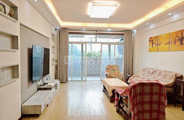 东方花苑3室2厅138.63㎡93万二手房图片